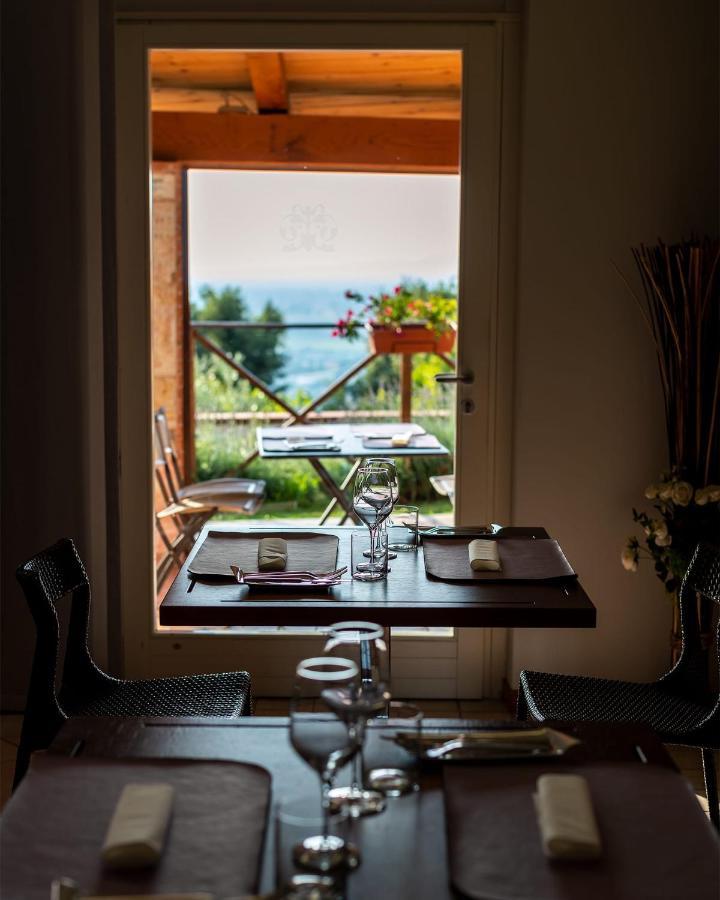 Albergo Ristorante Il Terziere Треві Екстер'єр фото